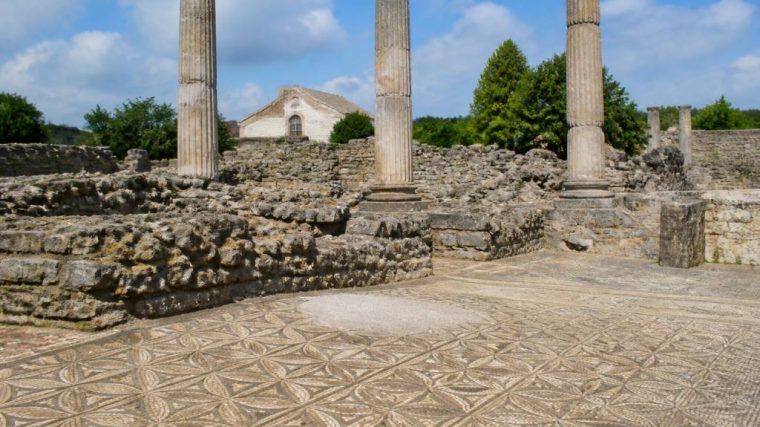 Alba-la-romaine : visiter le village et ses trésors antiques